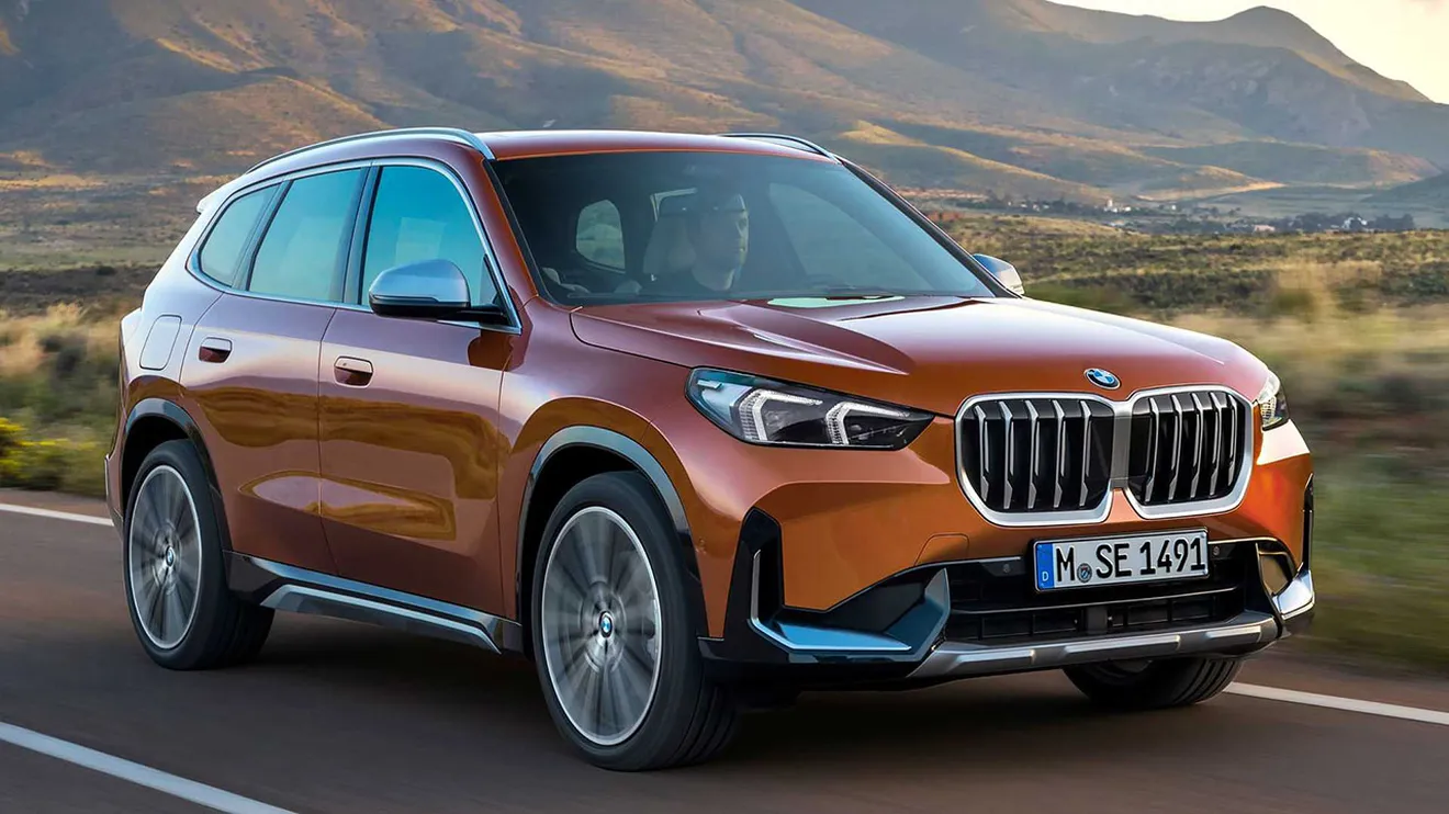 BMW X1 2023, renovación total para un SUV compacto, digital y electrificado