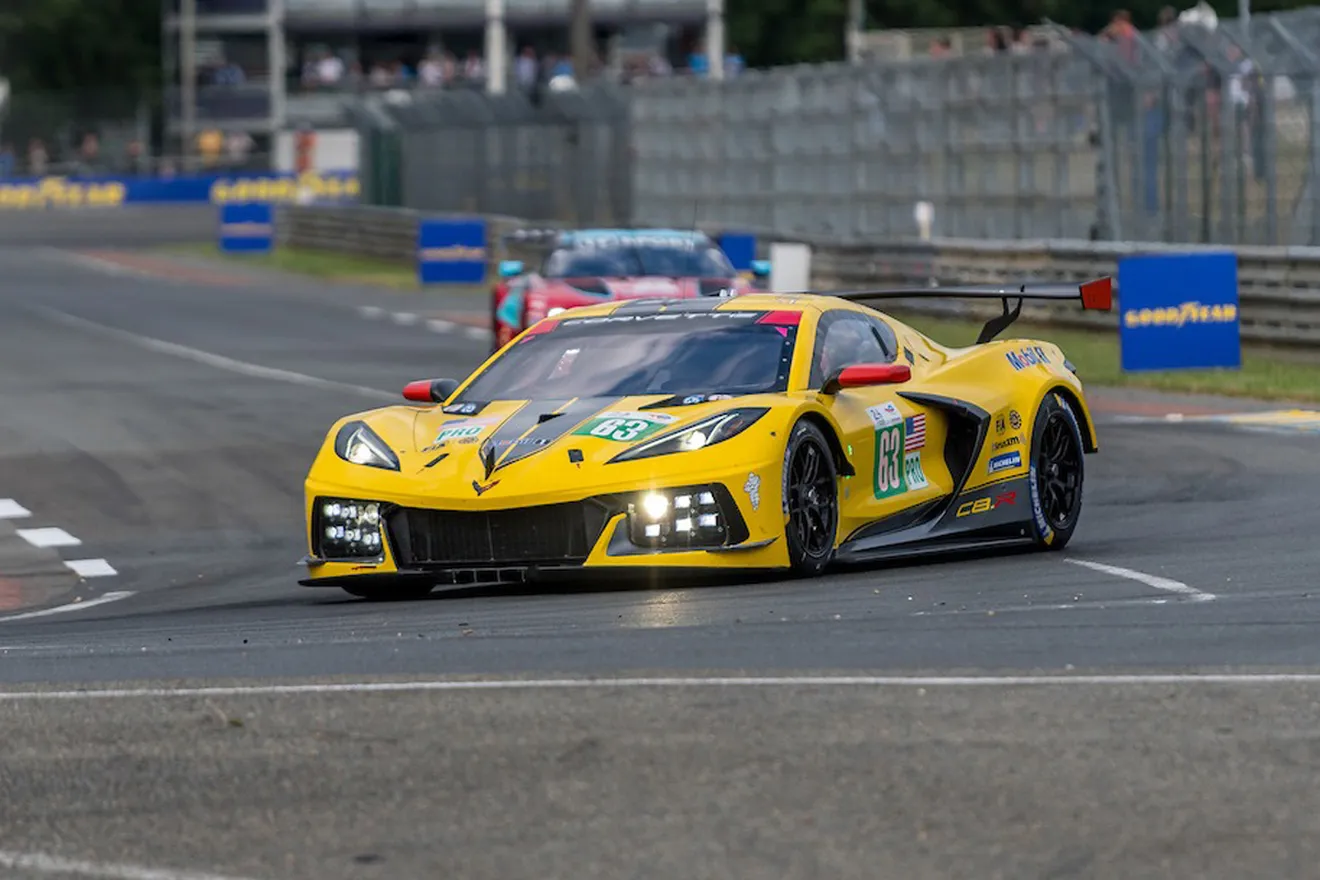 Doblete de Toyota en un FP3 de Le Mans lleno de percances y accidentes
