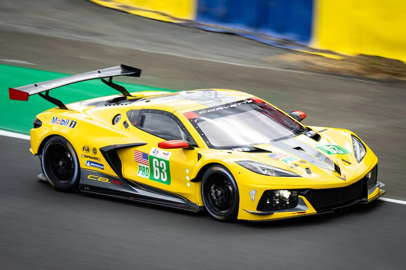 El Toyota #7 lidera un atípico y accidentado warm up de Le Mans