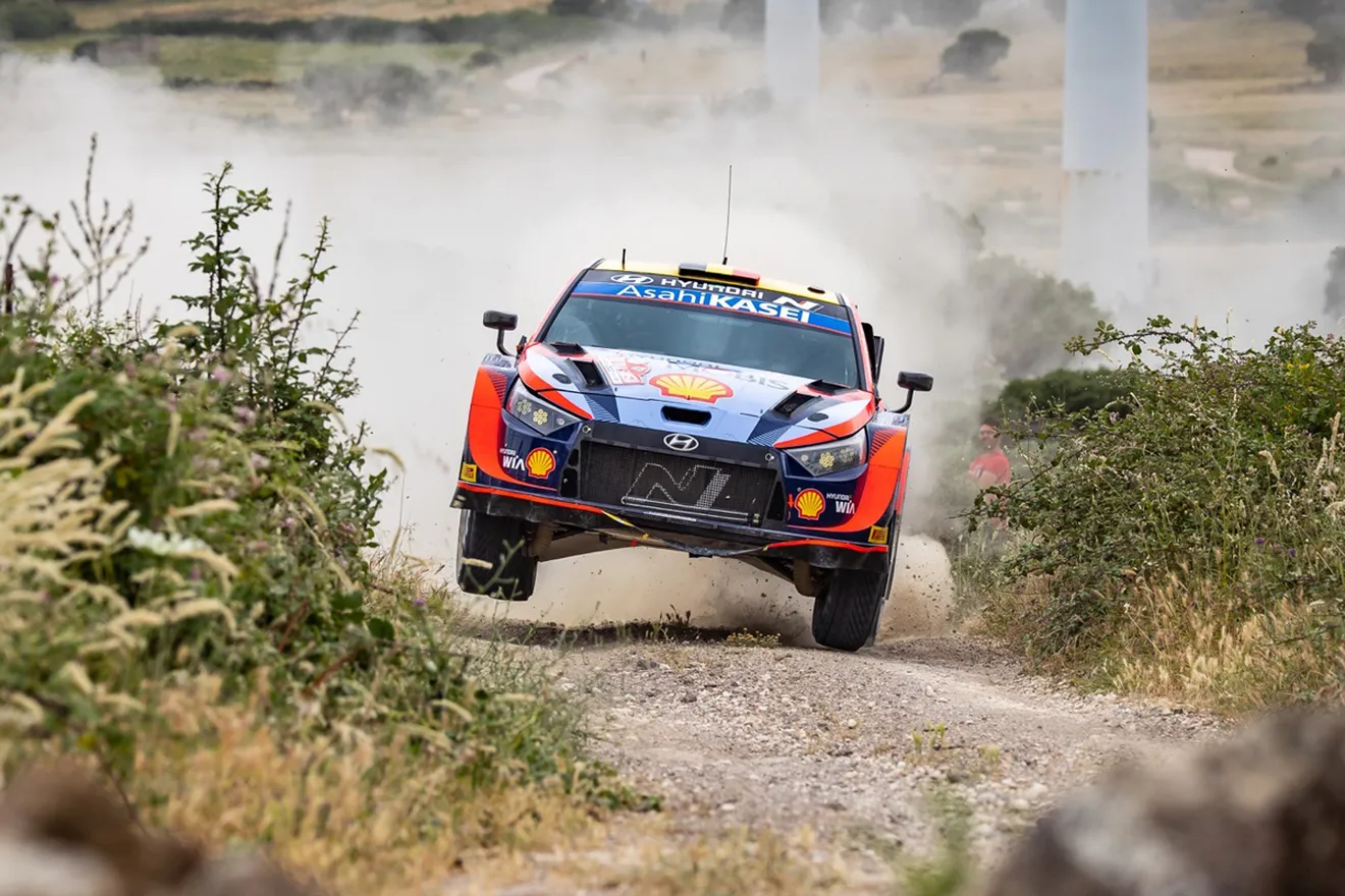Kalle Rovanperä refuerza su liderato del WRC en el Rally de Italia-Cerdeña