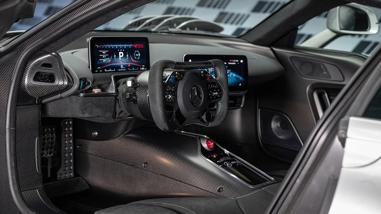 Mercedes-AMG ONE - interior