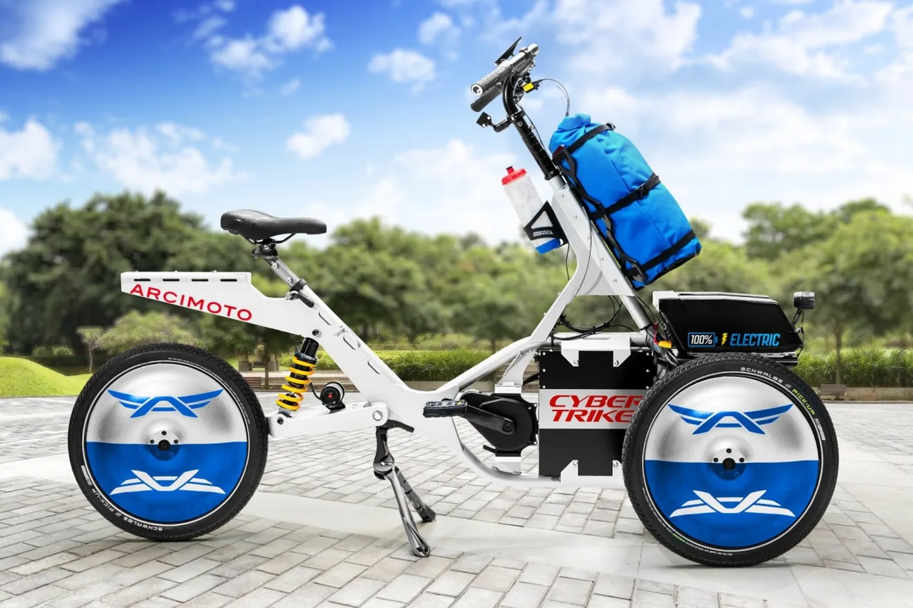 Así es el Arcimoto MLM, un innovador y sorprendente triciclo eléctrico