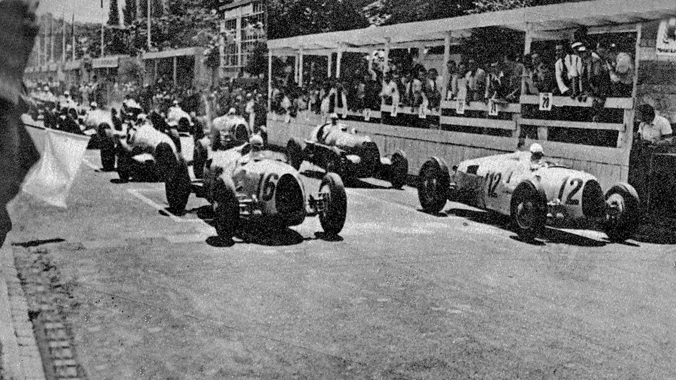 Salida del GP de Népliget, 1936: Hartmann es el último de la fila derecha