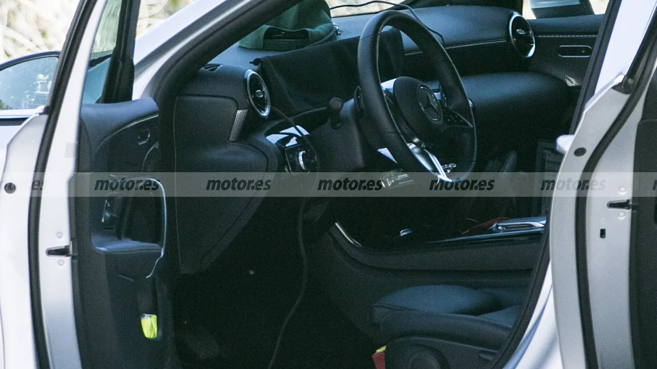 Mercedes Clase A 2023 - foto espía interior