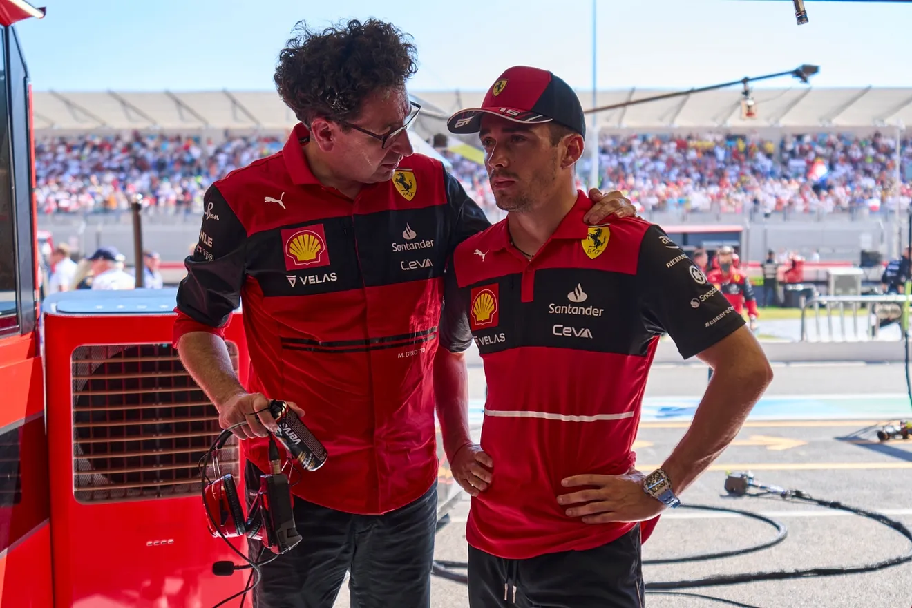 ¿Es Leclerc lo que necesita Ferrari?: «Carlos Sainz parece más el líder del equipo»