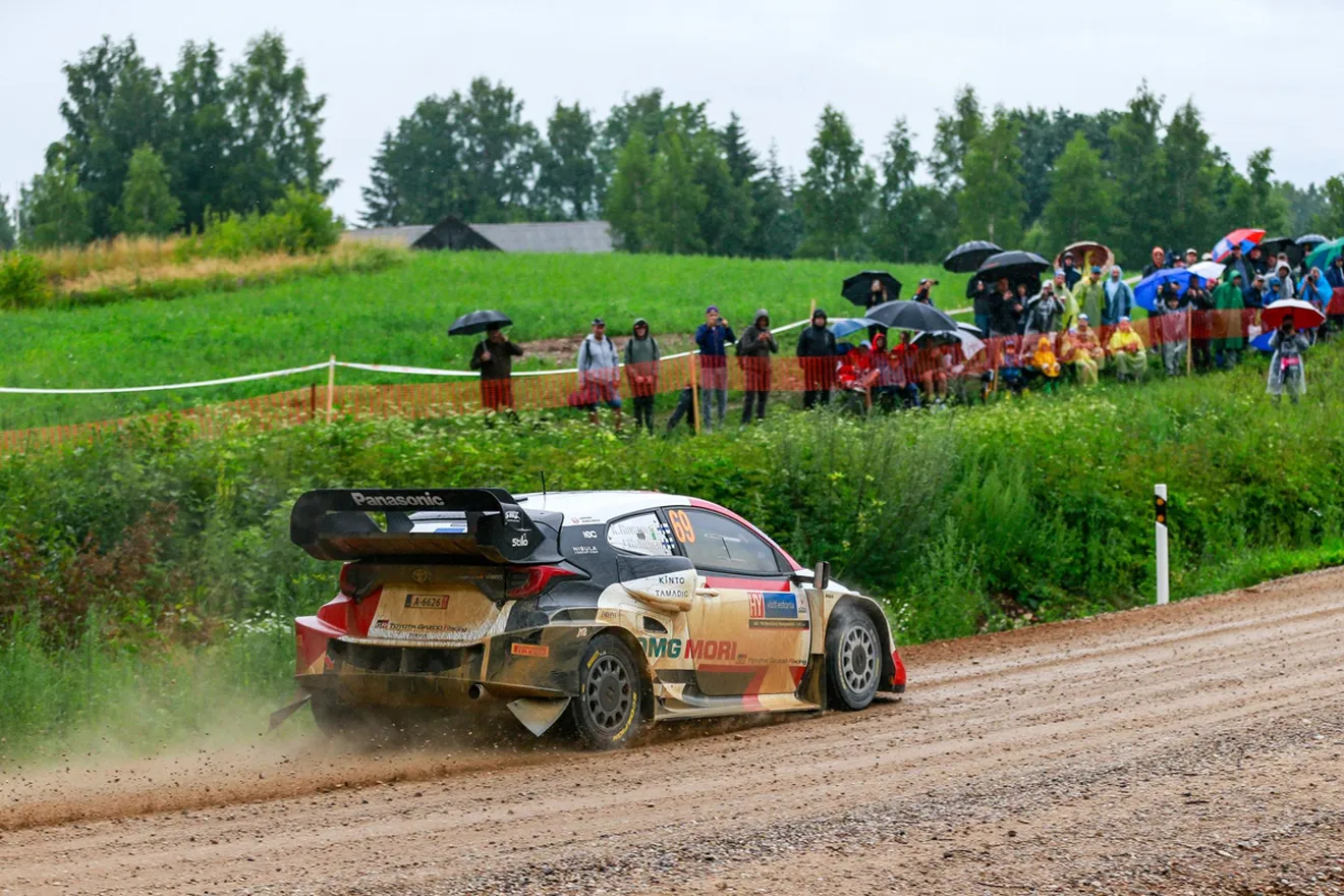 La lluvia es la mejor aliada de Kalle Rovanperä en el Rally de Estonia