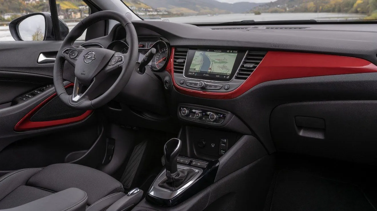 Opel Crossland 2022 - interior