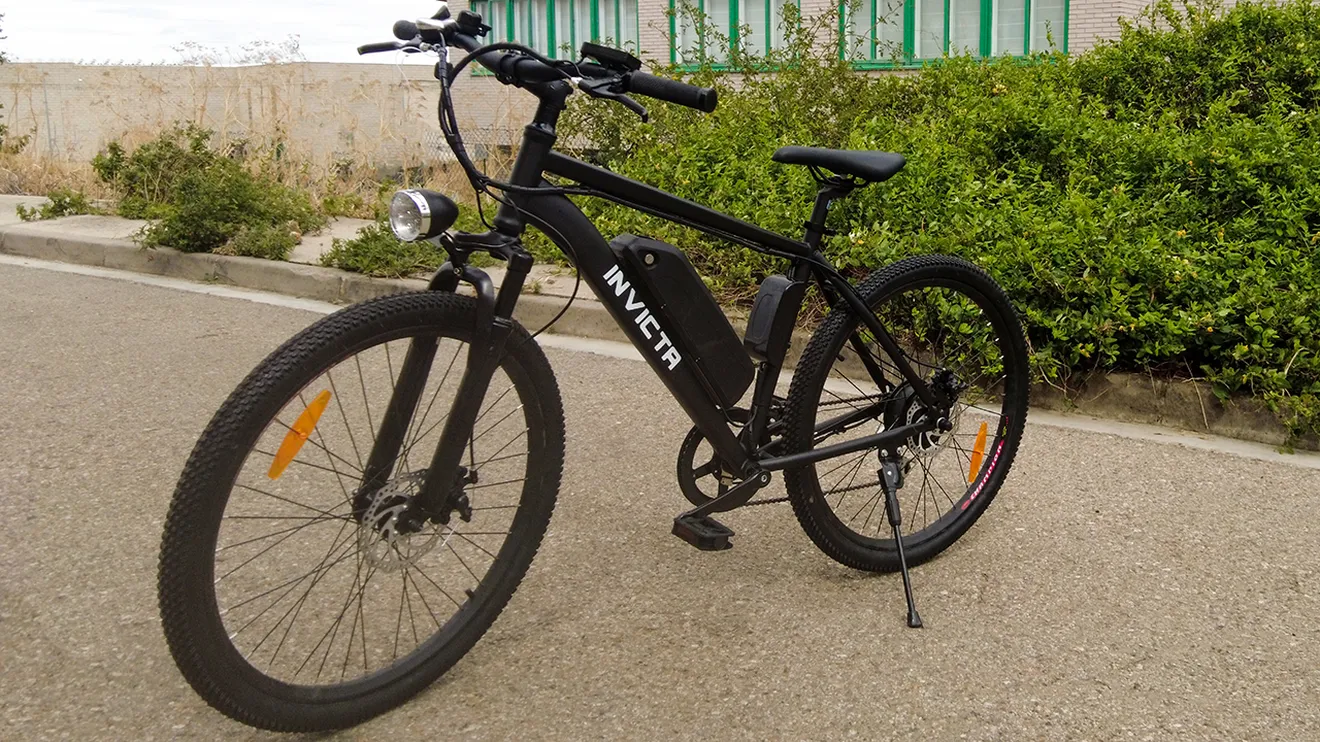 La nueva bicicleta eléctrica de Invicta Electric vale menos de 1.500 € y tiene 50 km de autonomía