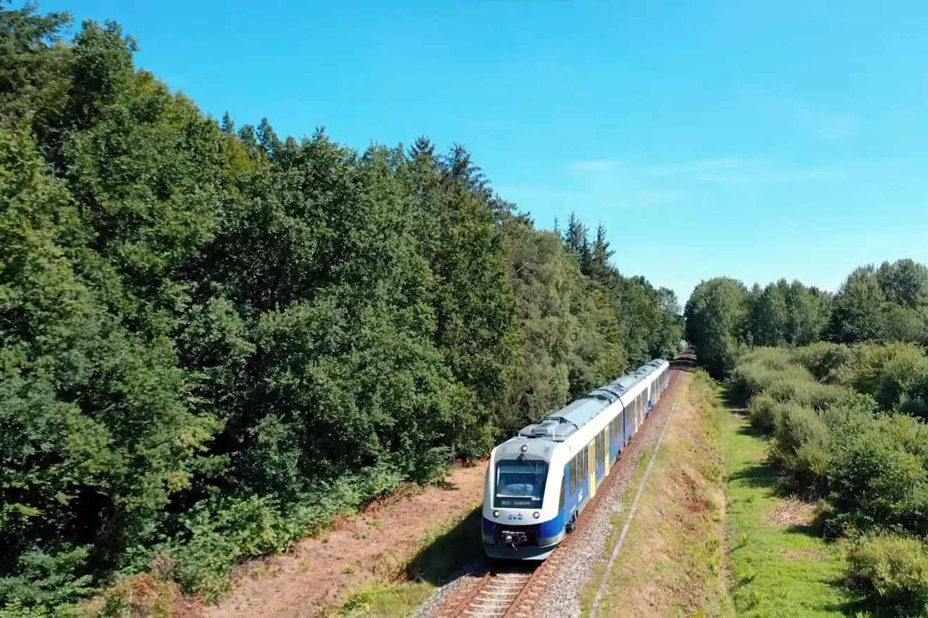 El tren de hidrógeno ya es el presente: primera línea ferroviaria del mundo en funcionamiento