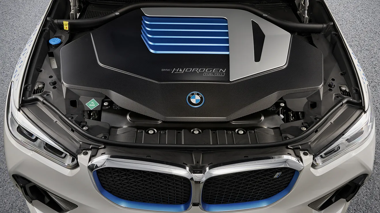 Por qué es una buena noticia que BMW abogue por impulsar el coche de hidrógeno