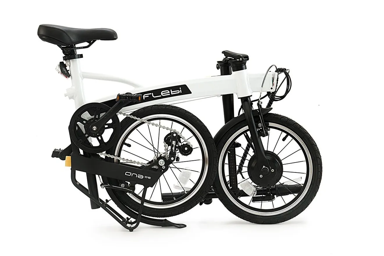 ¿Necesitas una bici eléctrica ligera y plegable? Esta pesa 12 kg y cuesta 1349 euros