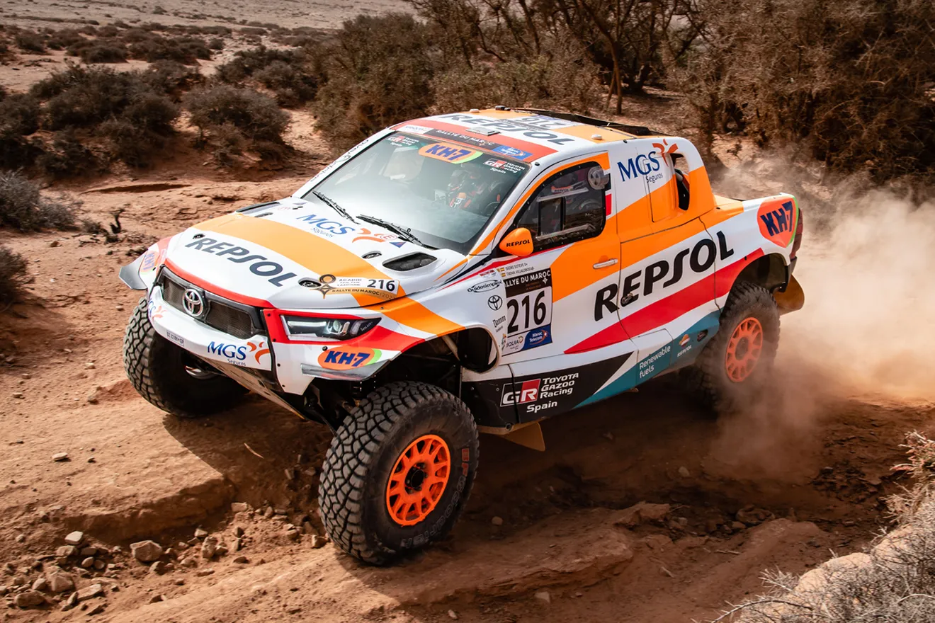 Isidre Esteve continúa con su adaptación al Toyota Hilux T1+ en el Andalucía Rally