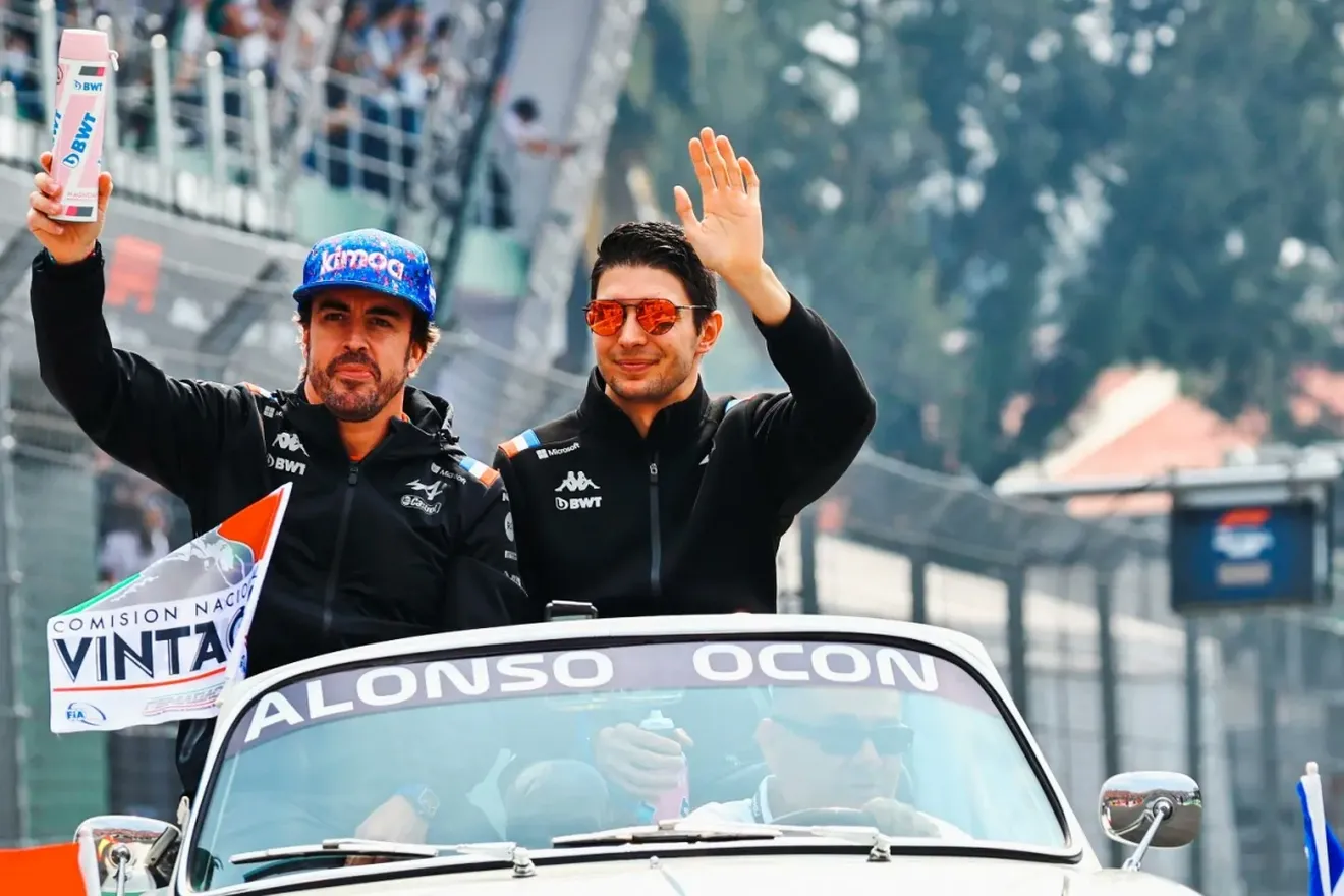 «Ambos han defraudado a Alpine»: Fernando Alonso y Esteban Ocon son duramente criticados por Szafnauer