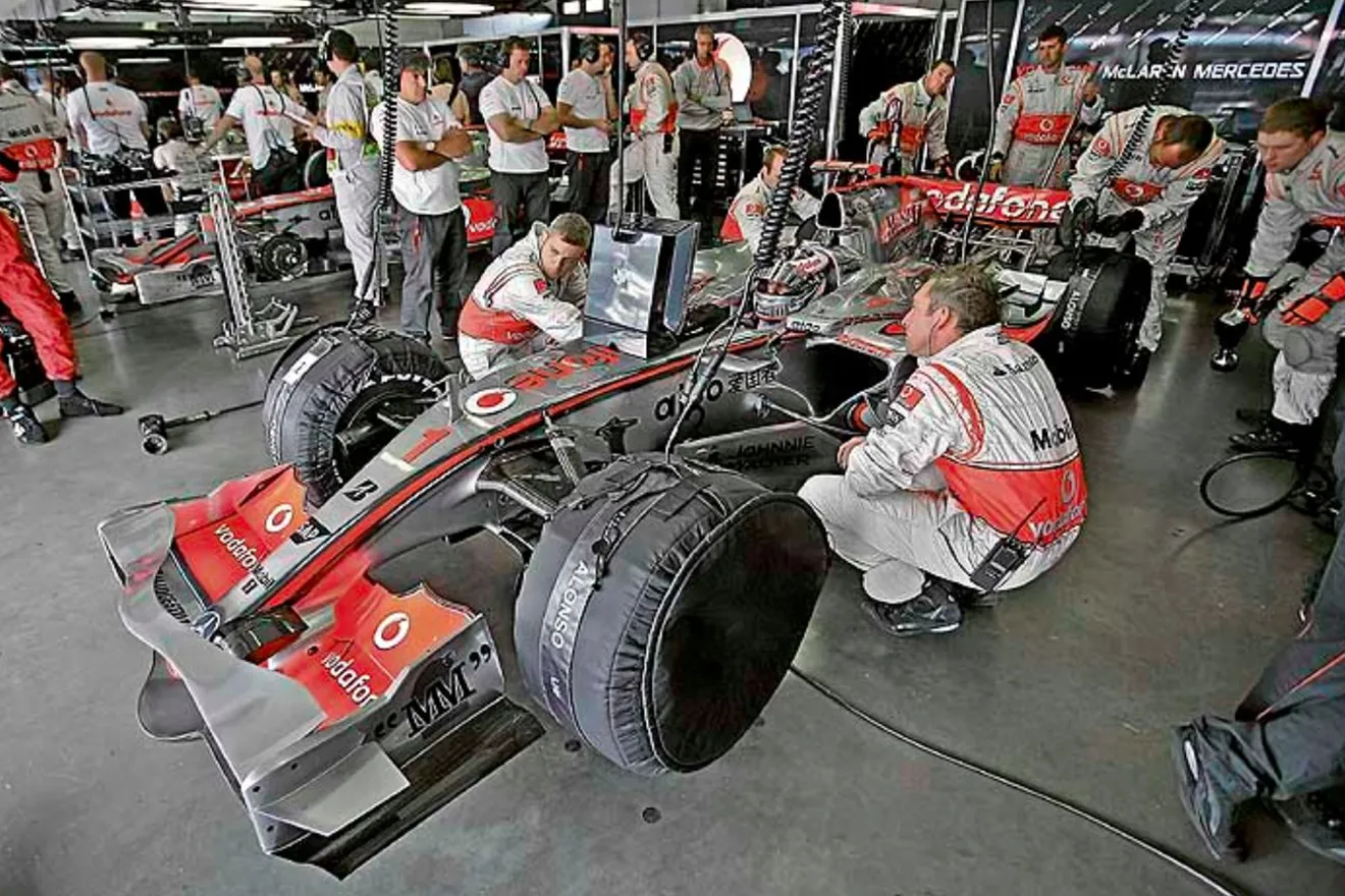 La guerra civil de McLaren en 2007 y el papel de 'Terminator' de Fernando Alonso