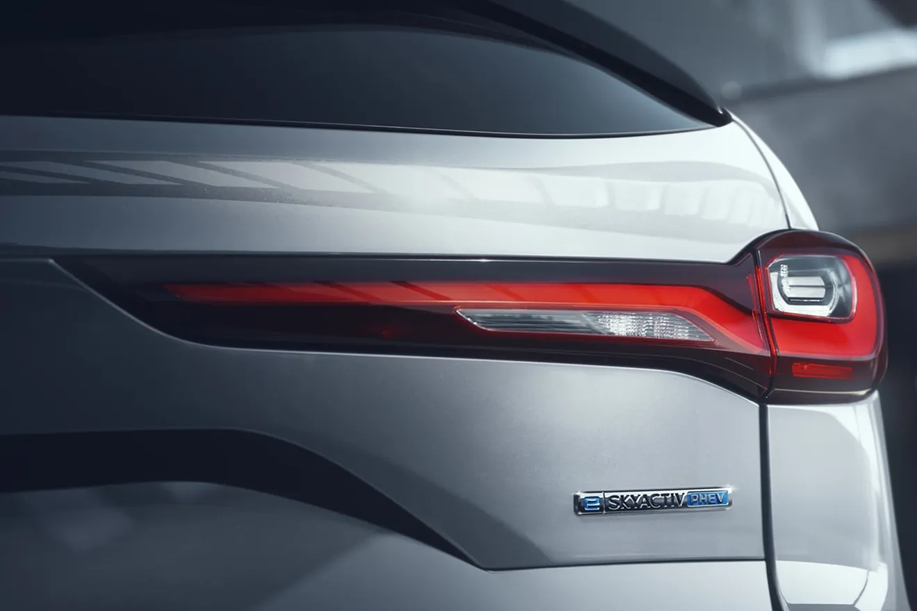 El segundo adelanto oficial del nuevo Mazda CX-90 revela parte de su personalidad