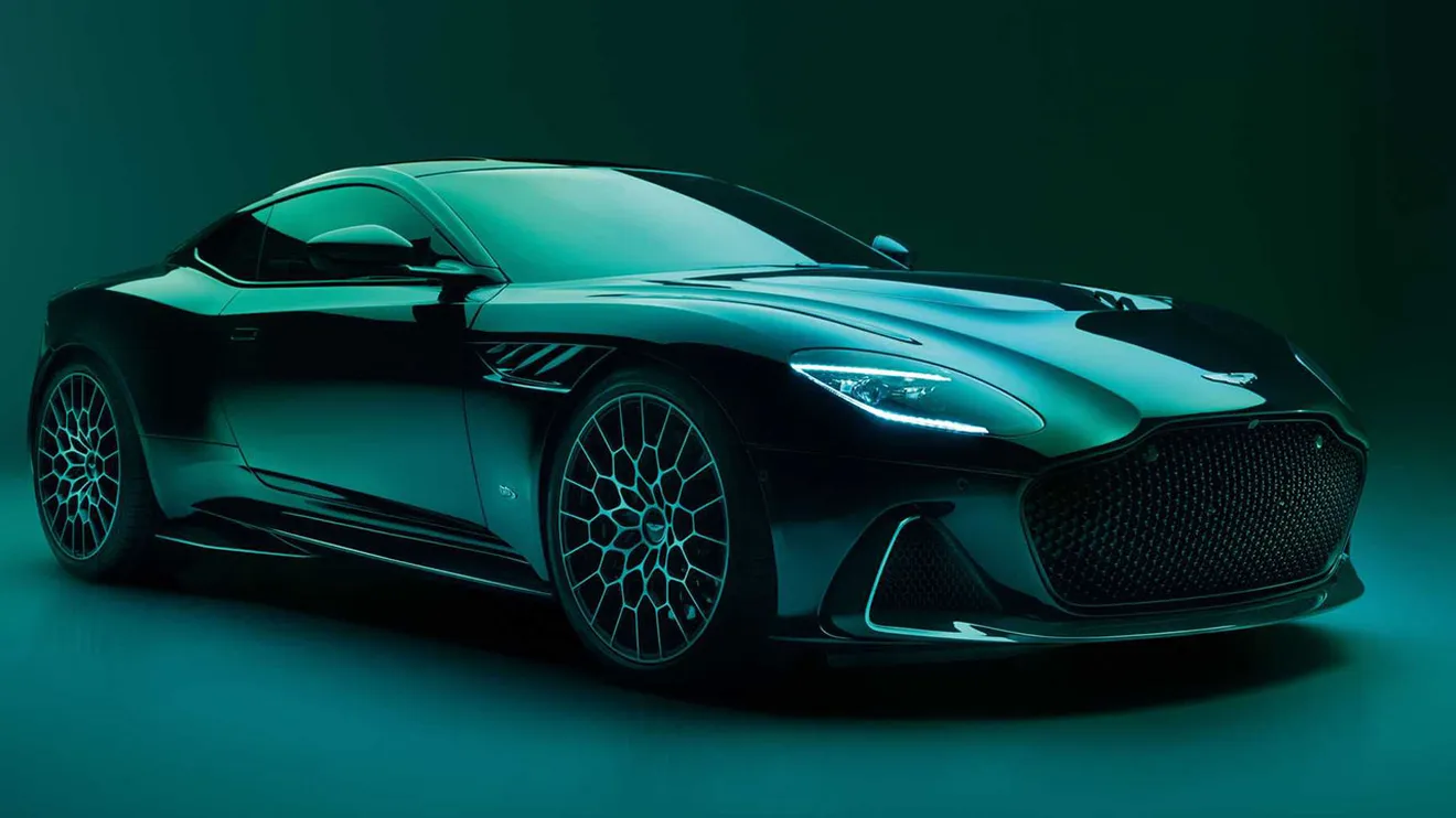 Aston Martin desvela el nuevo DBS 770 Ultimate, una bestia con motor V12 y un título para la historia