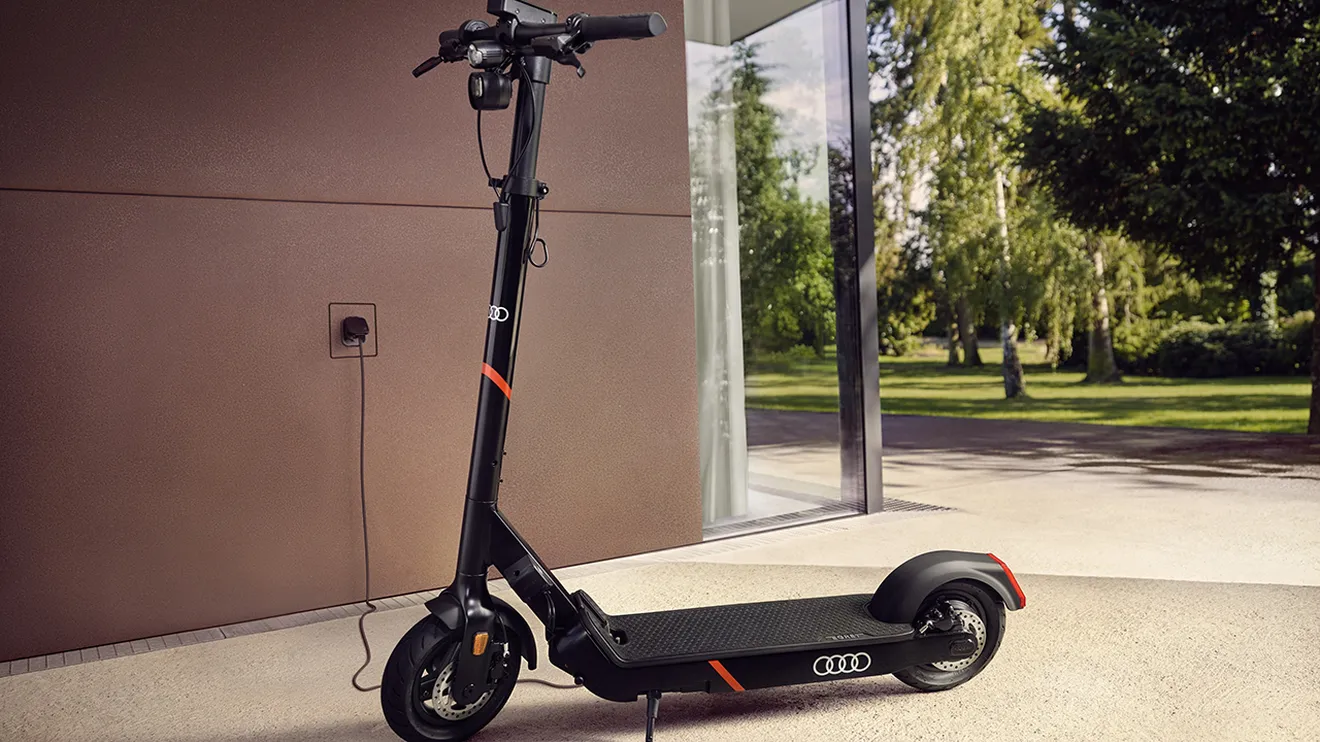Audi electric kick scooter powered by Egret