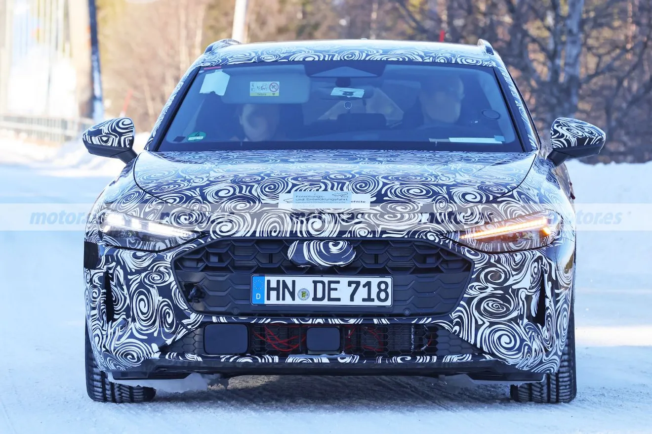 El nuevo Audi A4 Avant destila un paquete deportivo S line más agresivo en sus terceras pruebas de invierno
