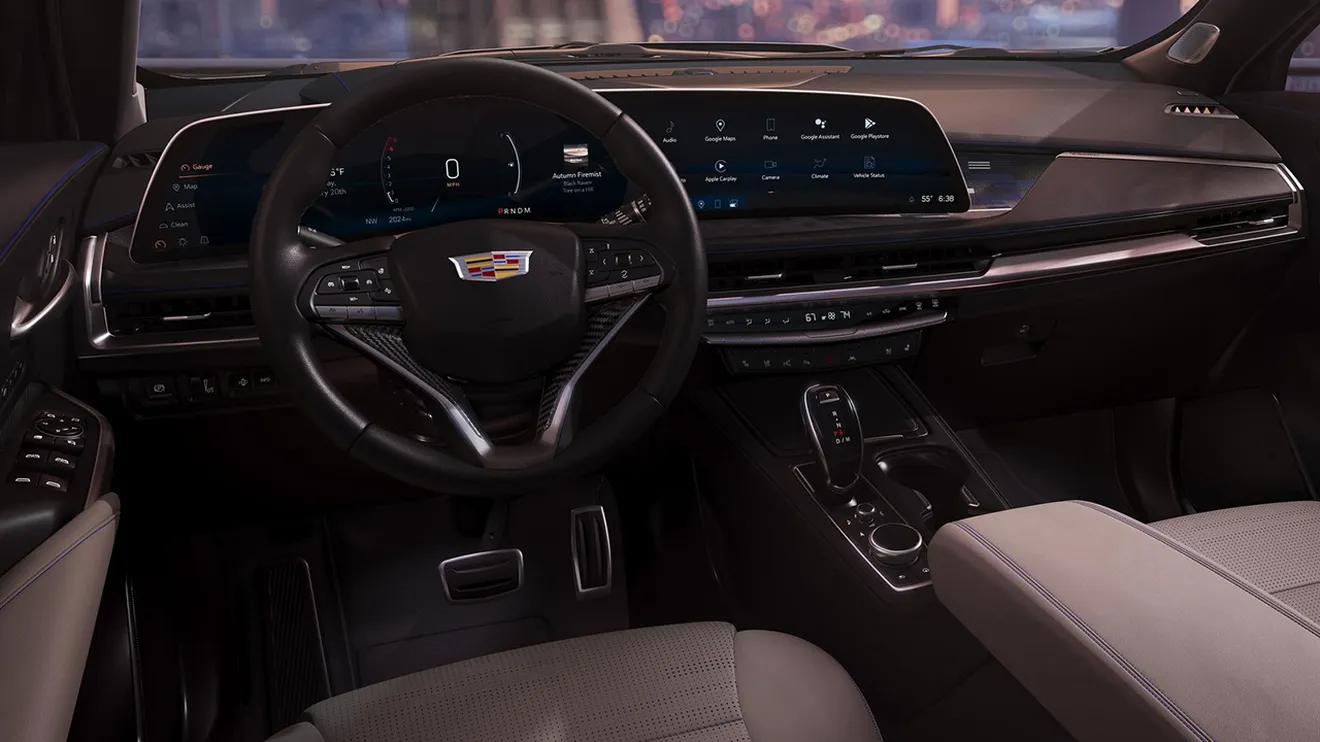 Cadillac XT4 2023 - interior