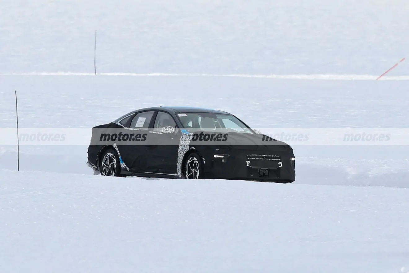 El Hyundai Sonata Restyling, cazado en fotos espía en Suecia aunque no llegará a Europa
