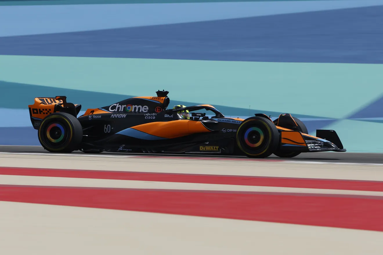 McLaren toca todas las puertas para 2026: visita de Zak Brown a Red Bull Powertrains