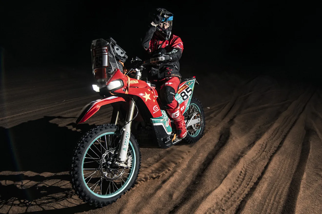 La marca china Kove Moto llega al Mundial FIM de Cross-Country tras brillar en el Dakar 2023