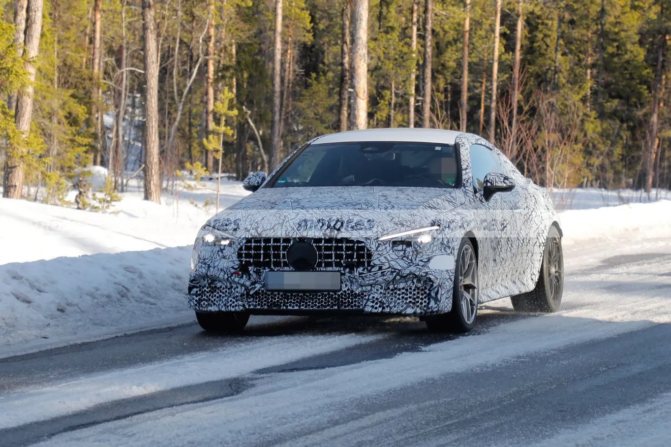 El nuevo Mercedes-AMG CLE 63 Coupé es sorprendido en las exigentes pruebas de invierno tras meses desaparecido