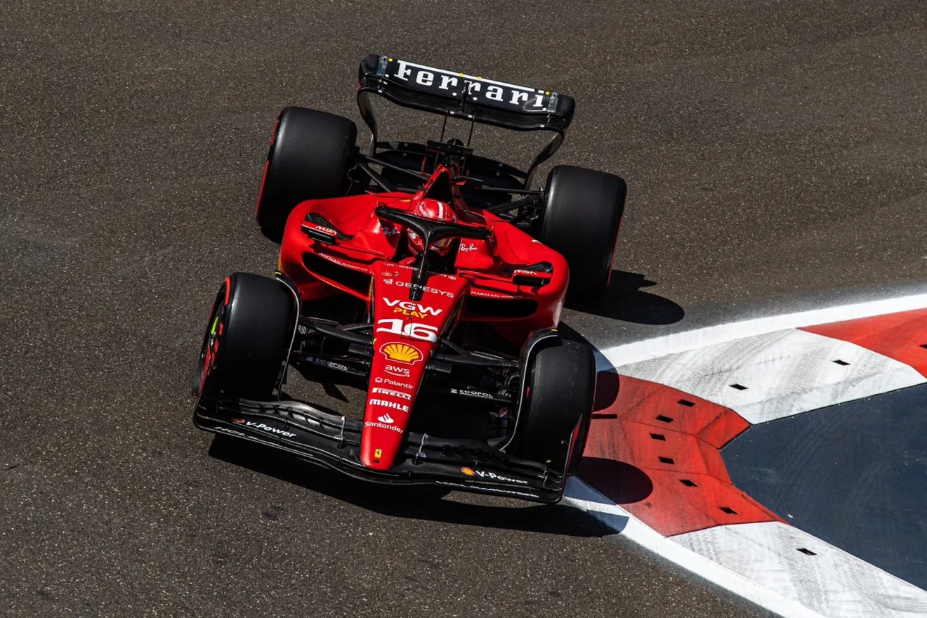 Charles Leclerc, mejor tiempo y accidente en un Sprint Shootout frustrante para Fernando Alonso