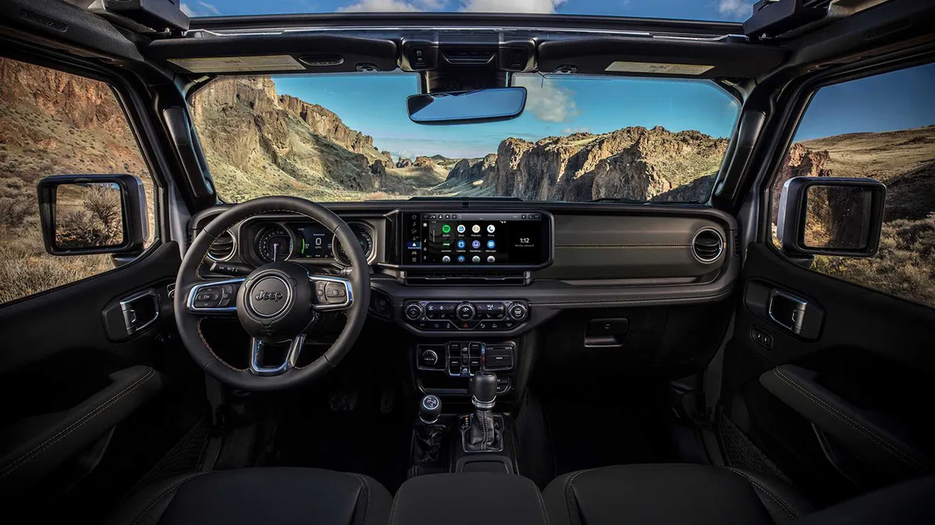 Jeep Wrangler 2023 - interior