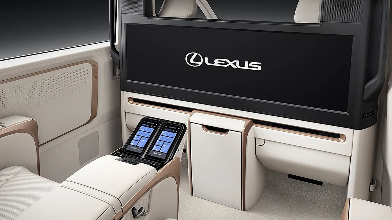 Lexus LM 2023 - interior