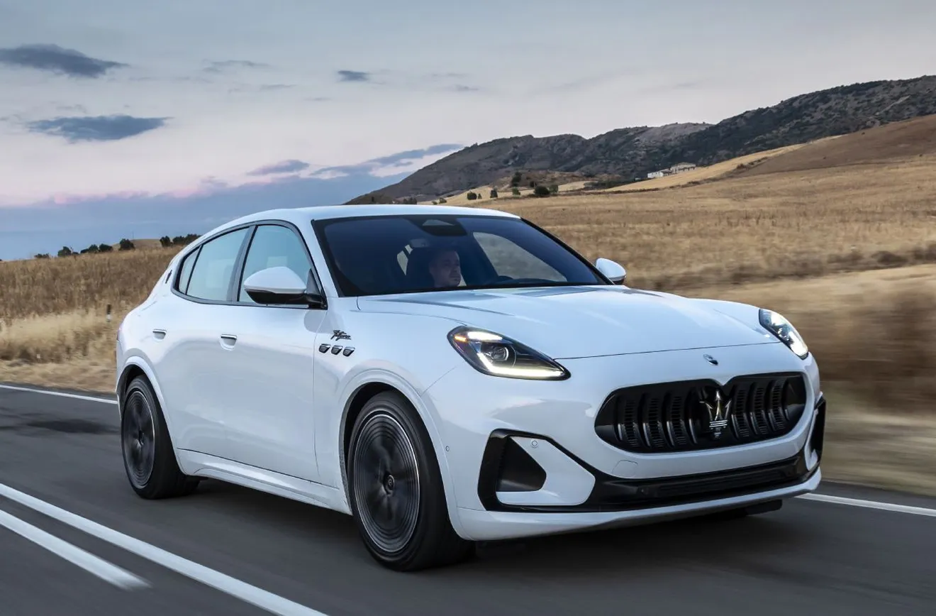 Híbrido y también eléctrico, el nuevo Maserati Grecale Folgore debuta en sociedad en el Salón de Shanghái