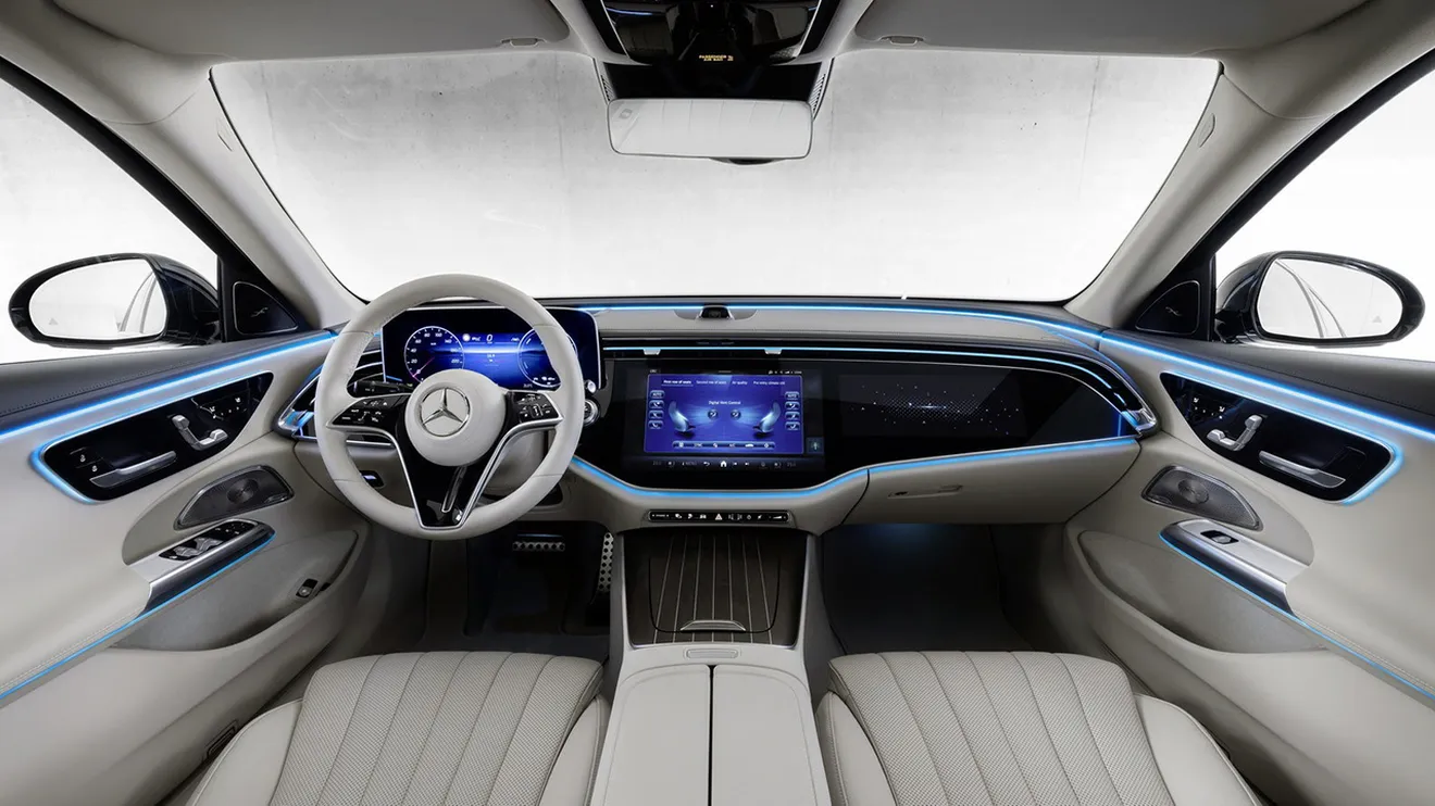 Mercedes Clase E 2024 - interior