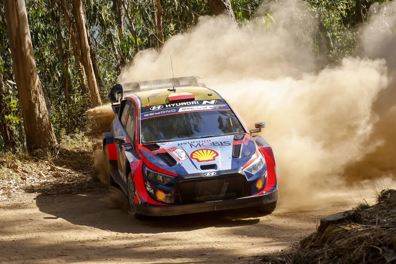 Kalle Rovanperä duerme líder en el Rally de Portugal pese a tener que abrir pista