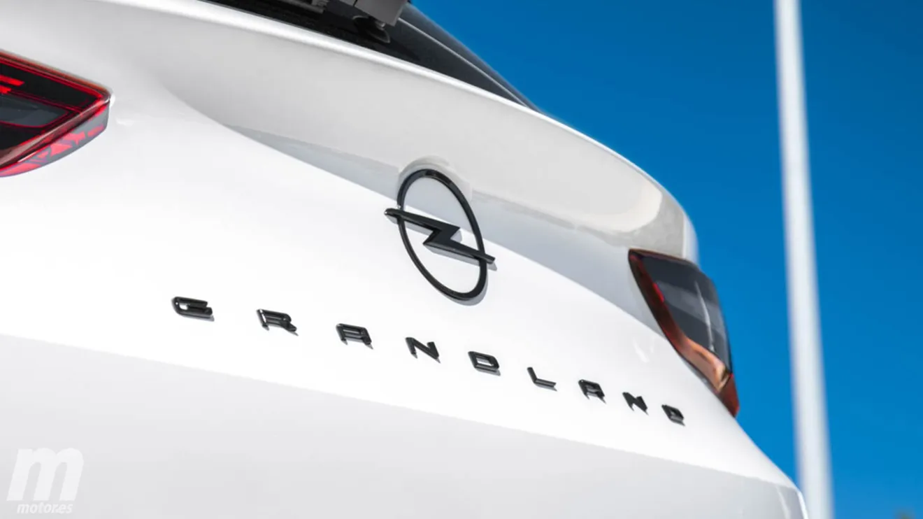 Hasta 550 kilómetros de autonomía para el sucesor eléctrico del Opel Grandland que llegará en 2024