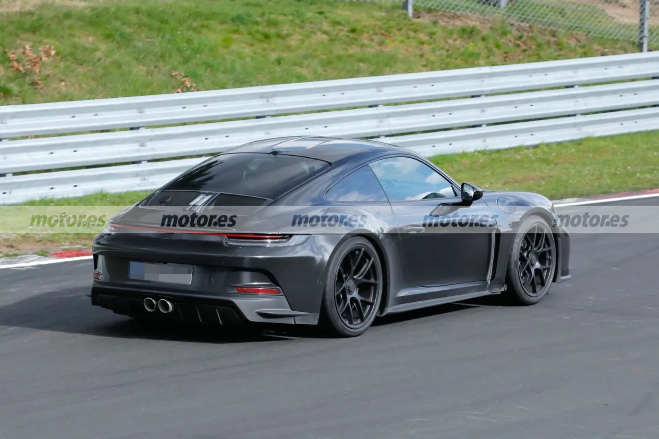 Fotos espía Porsche 911 ST en Nürburgring