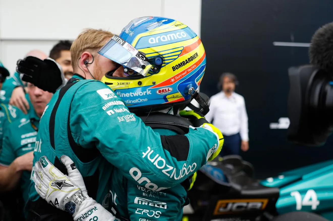 Aston Martin explica el problema que obligó a Fernando Alonso a dejar marchar a Verstappen… y que no era real