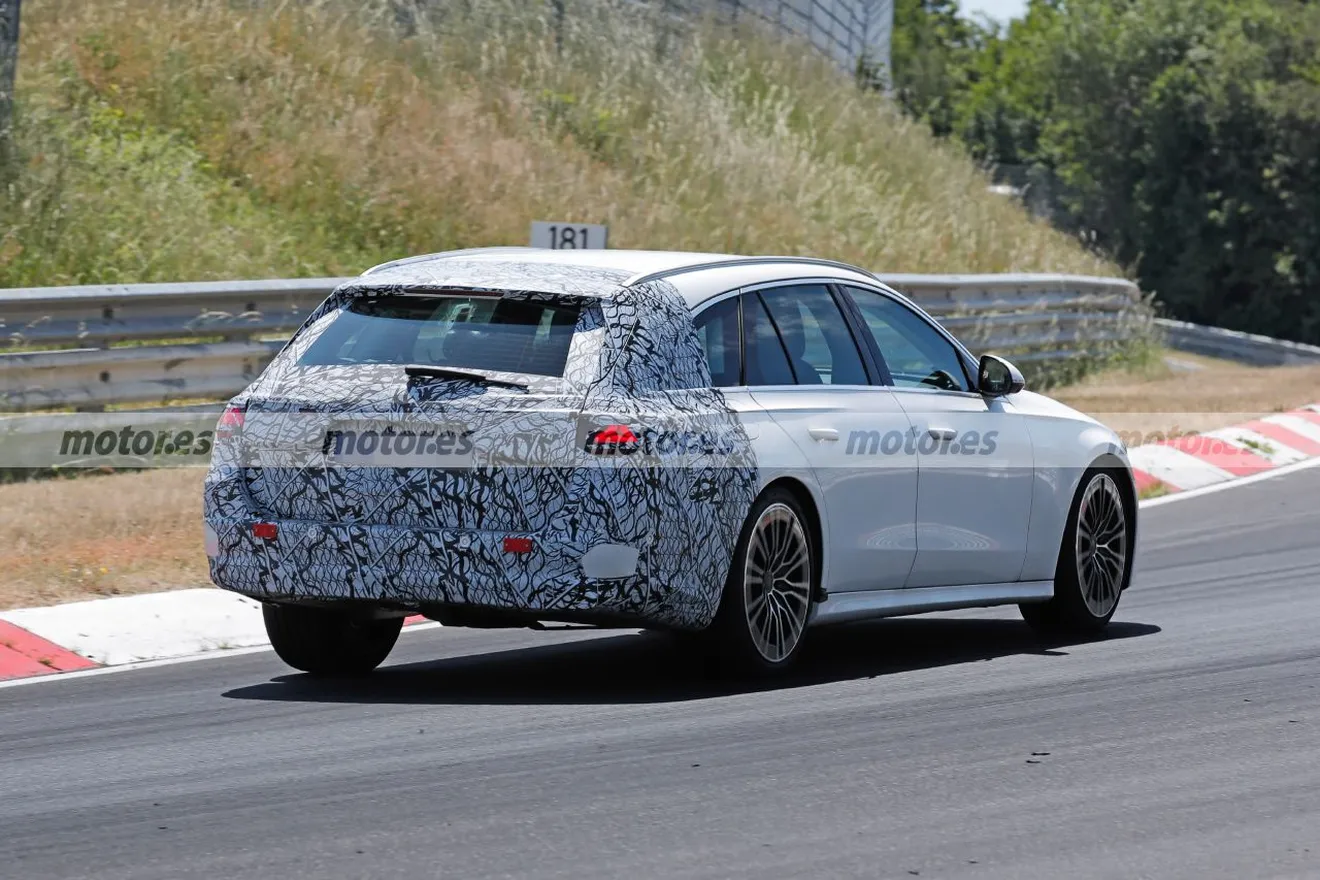 Fotos espía Mercedes Clase E Estate 2024 en Nürburgring