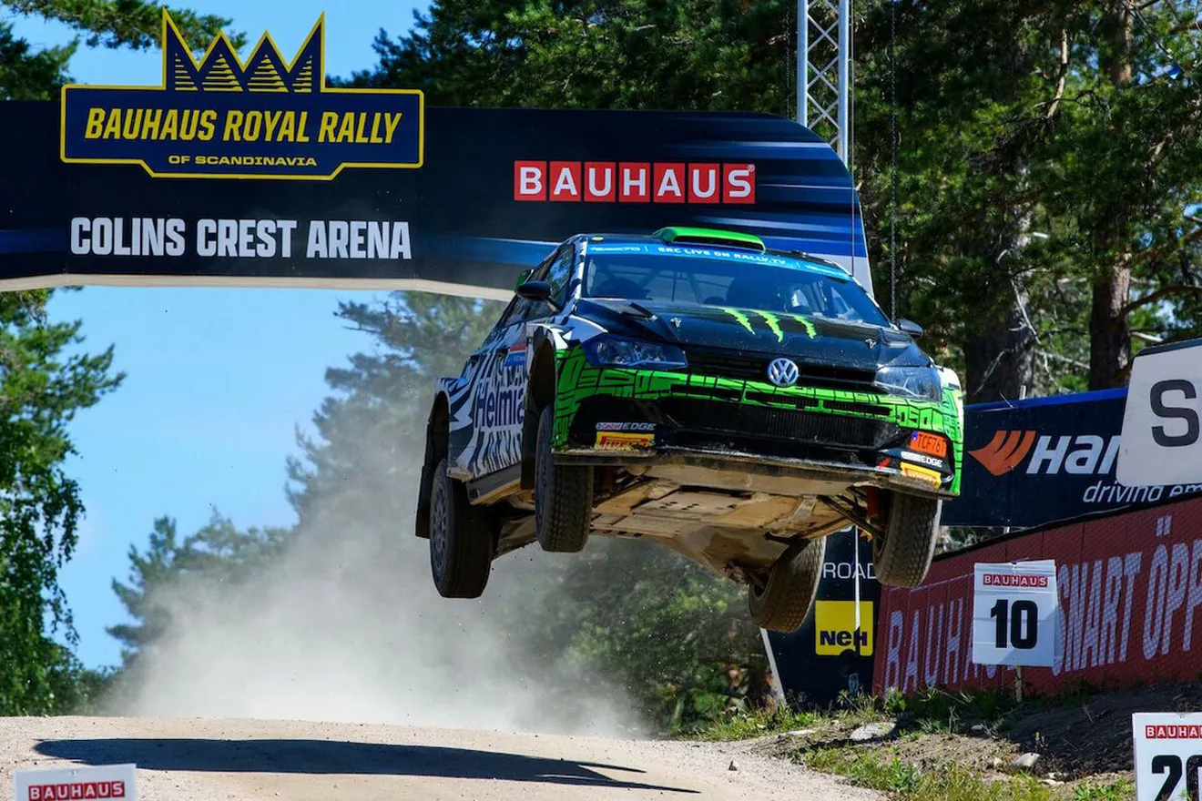 Oliver Solberg prepara los rallies de Estonia y Finlandia ganando el Rally de Escandinavia del ERC