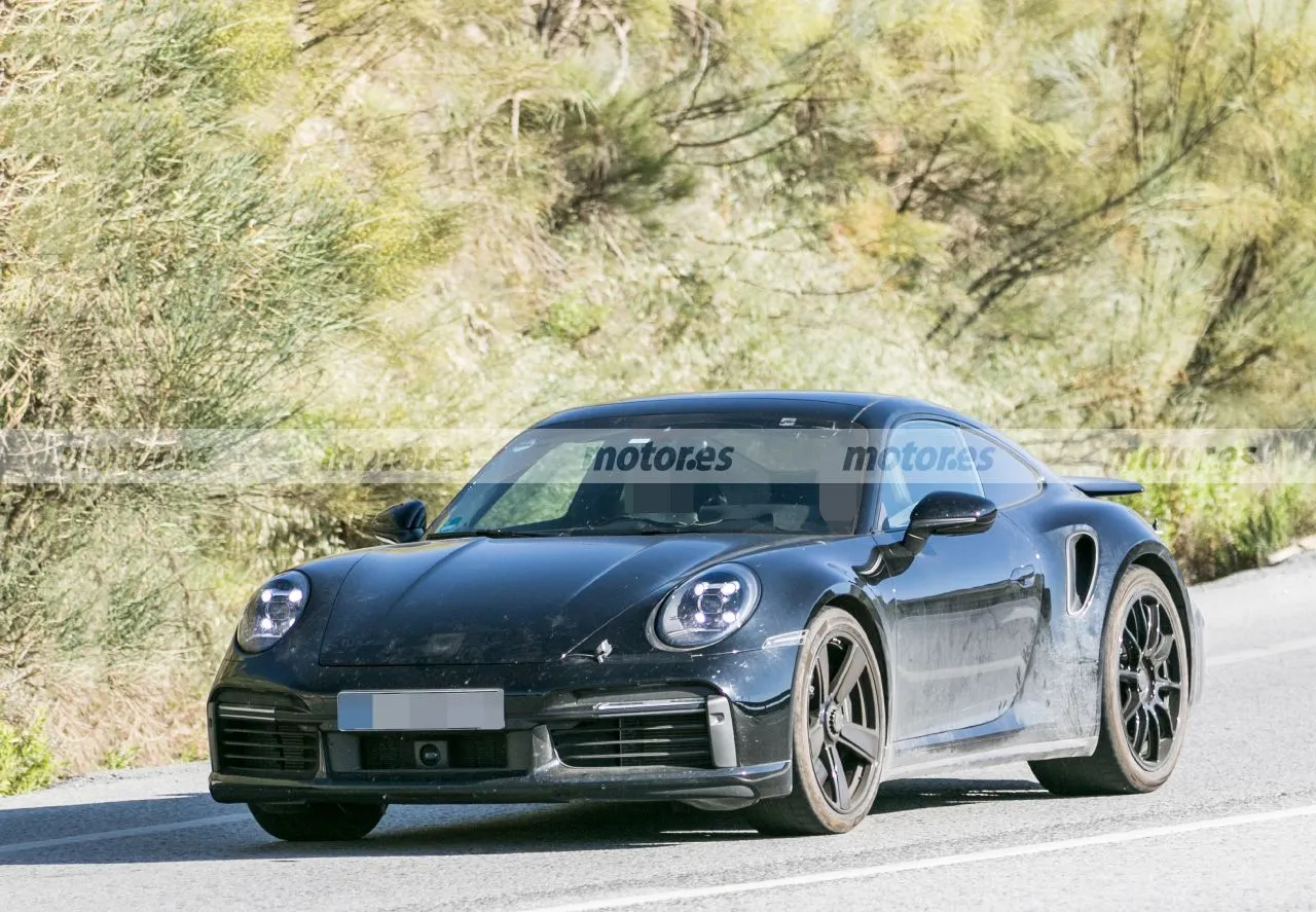 El Porsche 911 Turbo S Facelift continúa con las pruebas de su nuevo motor bajo calor extremo, una bestia que ofrecerá un rendimiento brutal