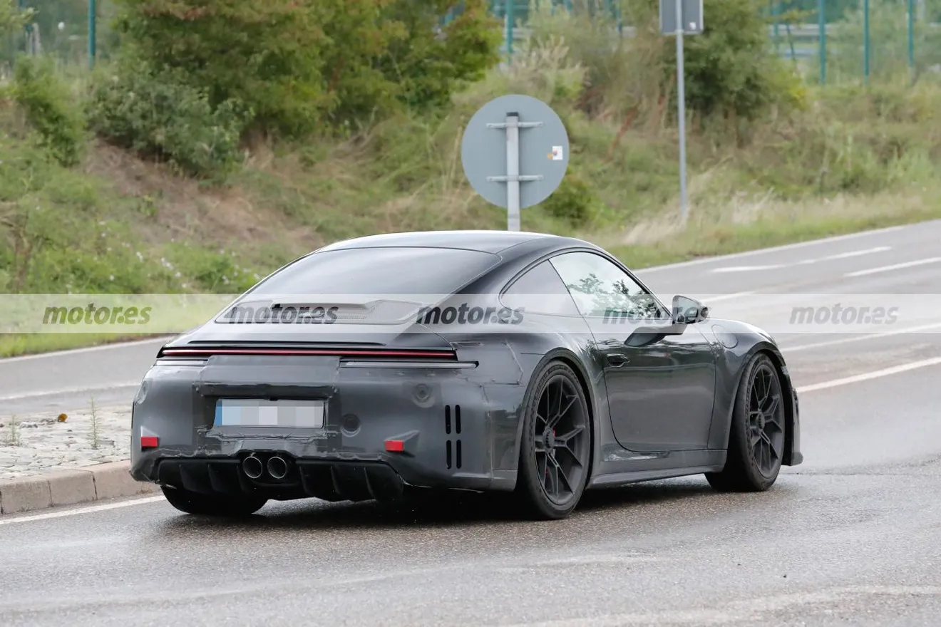 Fotos espía Porsche 911 GT3 Touring Facelift 2025