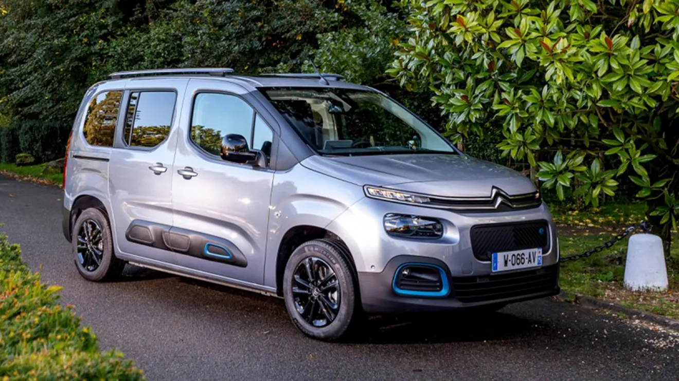 Citroën renueva la gama Berlingo con nuevas versiones para ampliar la oferta del mejor anti-SUV (eléctrico)