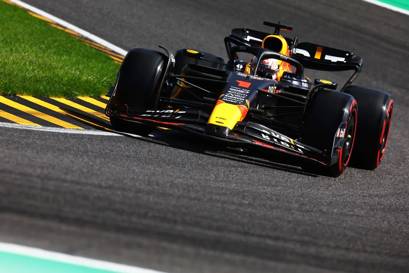 McLaren, única oposición para un imparable Max Verstappen en los últimos libres de Suzuka