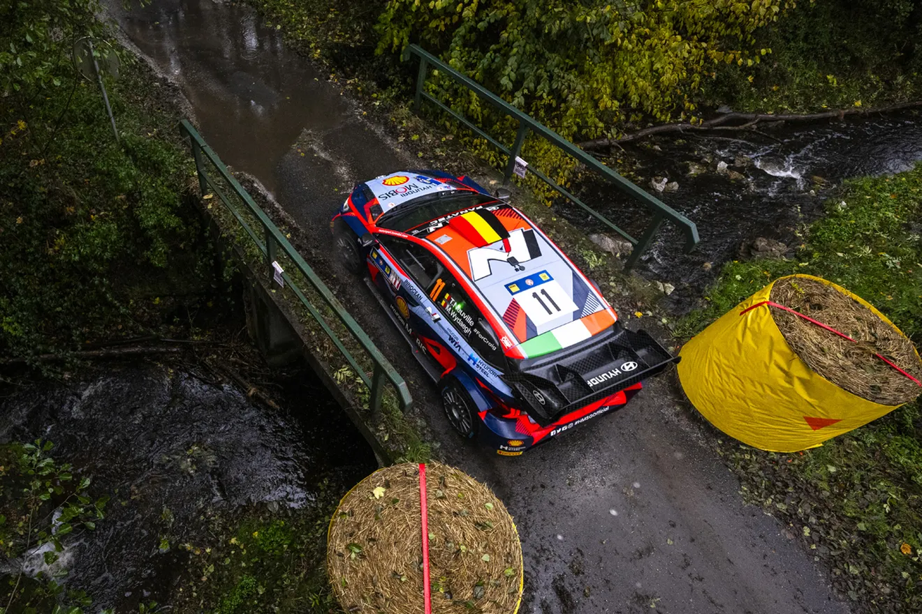 Kalle Rovanperä mantiene un cómodo liderato en el Rally de Europa Central