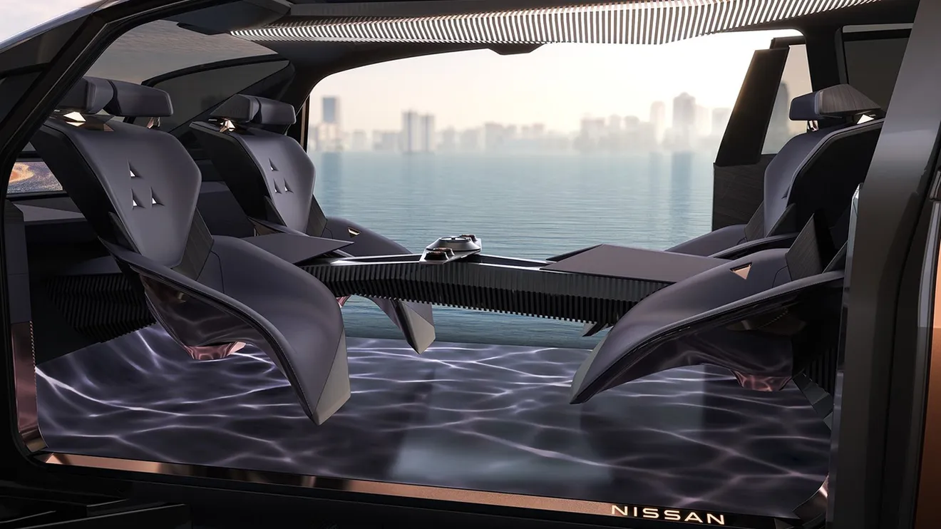Nissan Hyper Tourer Concept - interior