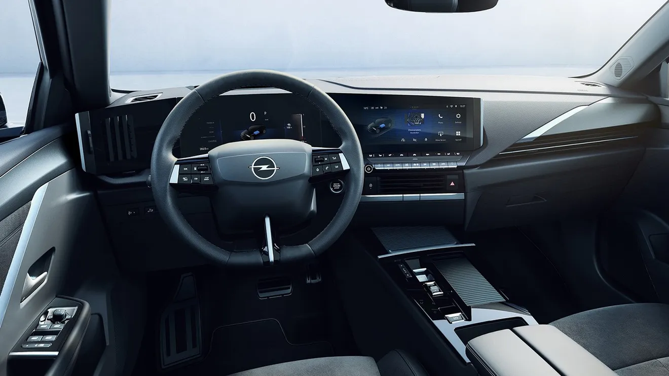 Opel Astra Electric - interior