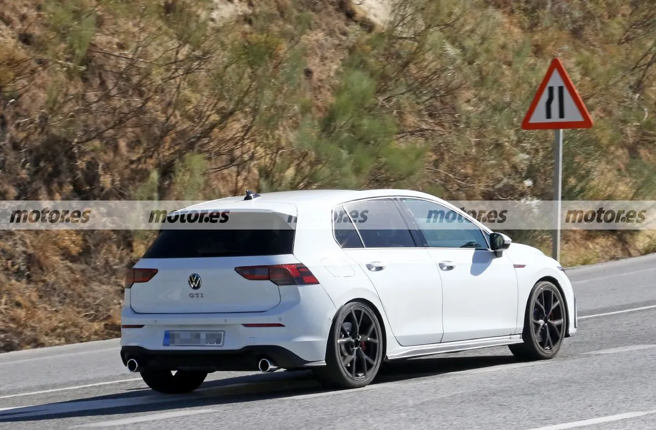 Fotos espía Volkswagen Golf GTI Facelift 2024