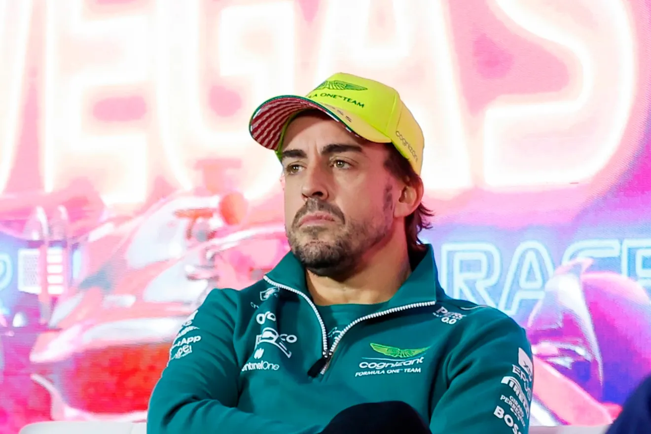 Fernando Alonso muy molesto tras los libres 2: «Hemos tenido mucha mala suerte»