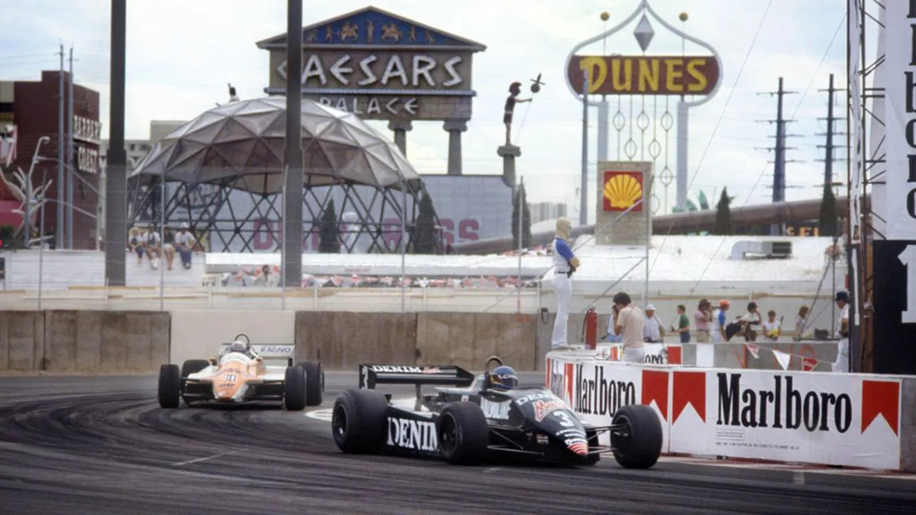Michele Alboreto camino de su primera victoria en F1 en 1982