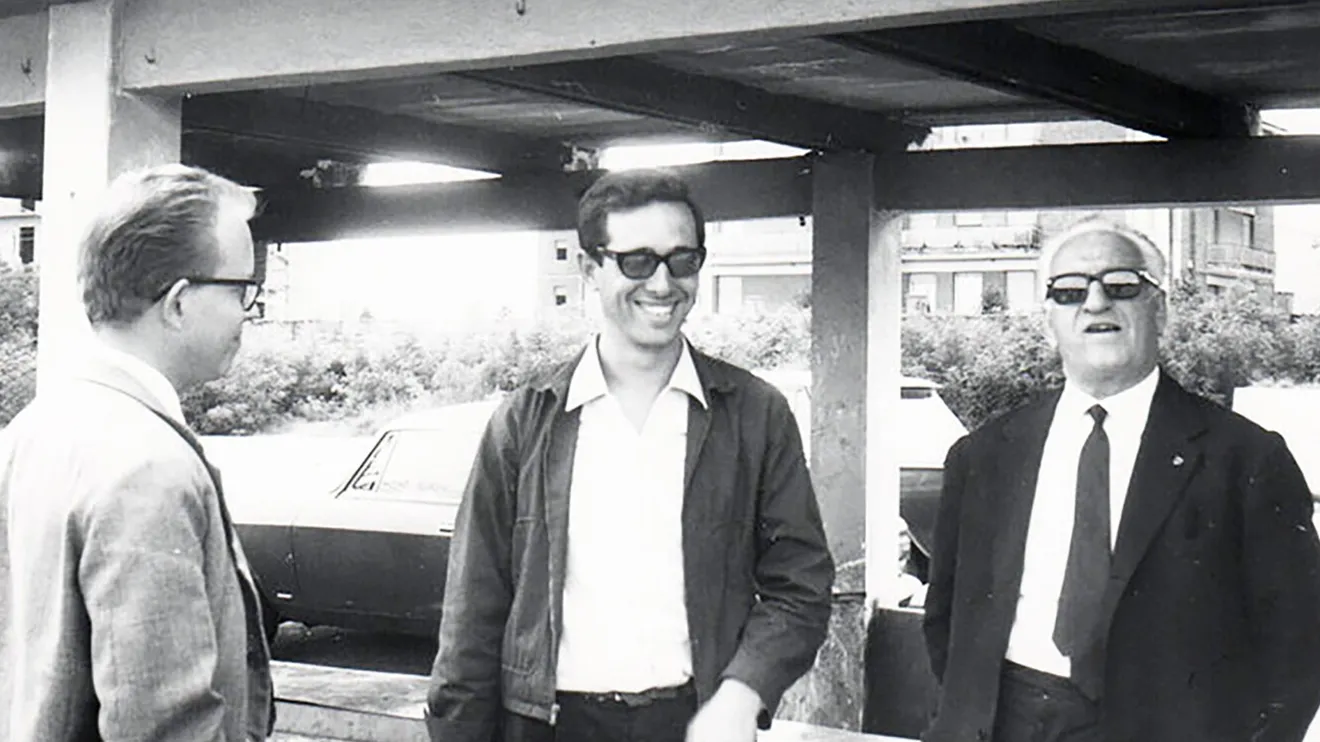 Mauro Forghieri y Enzo Ferrari en Módena, 1966