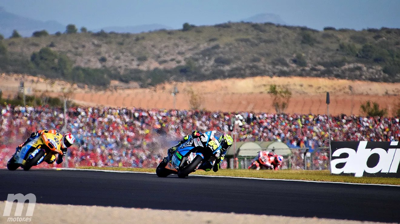 Aldeguer, seguido de Canet, dominó en Moto2